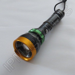 GL-K12 - CREE Q5 LED rechargeable flashlight setting focus and 2 signaling mode 